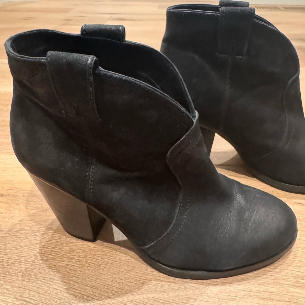 Vince Camuto Black Hillsy Ankle Boots